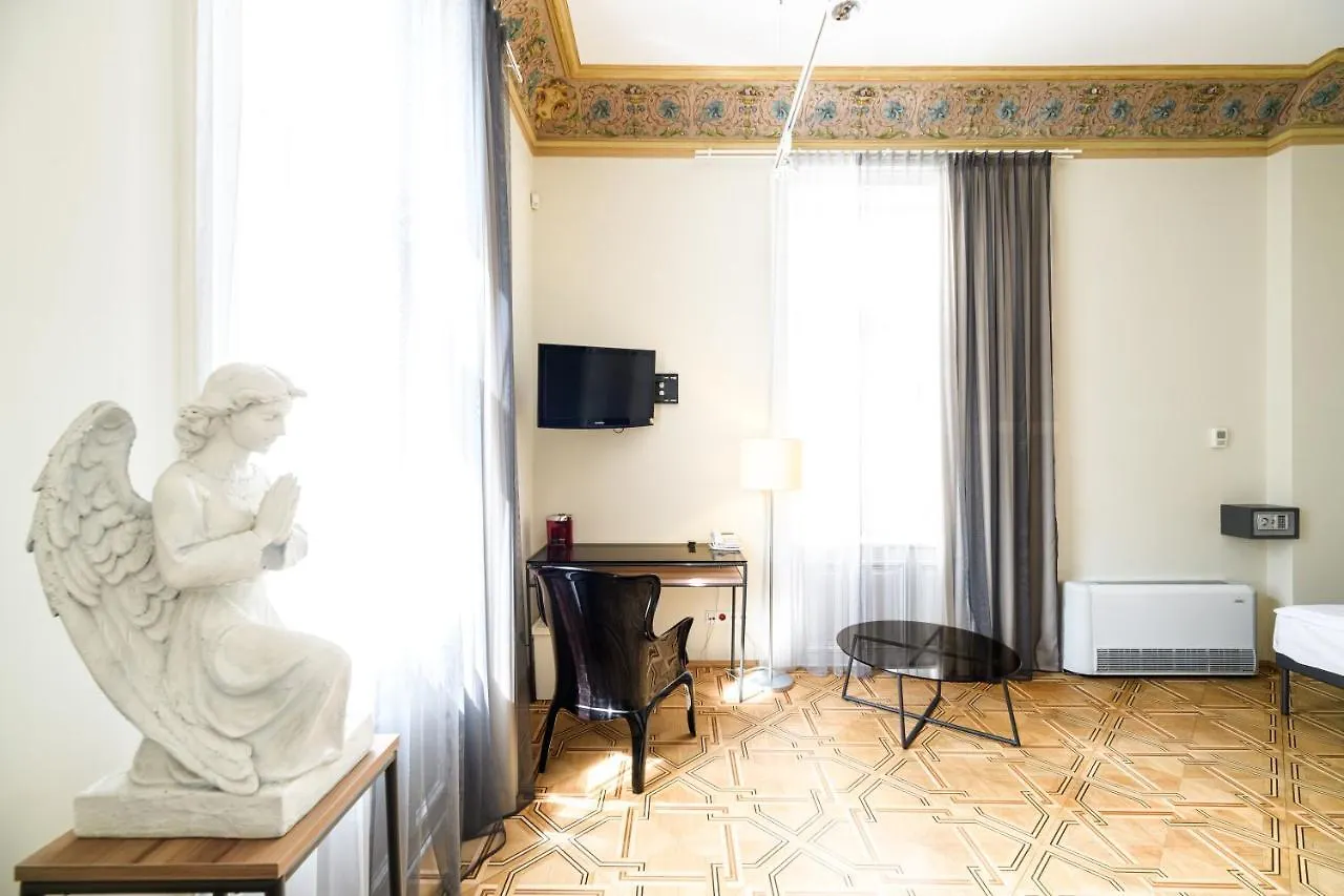Home Aparthotel Cracovia