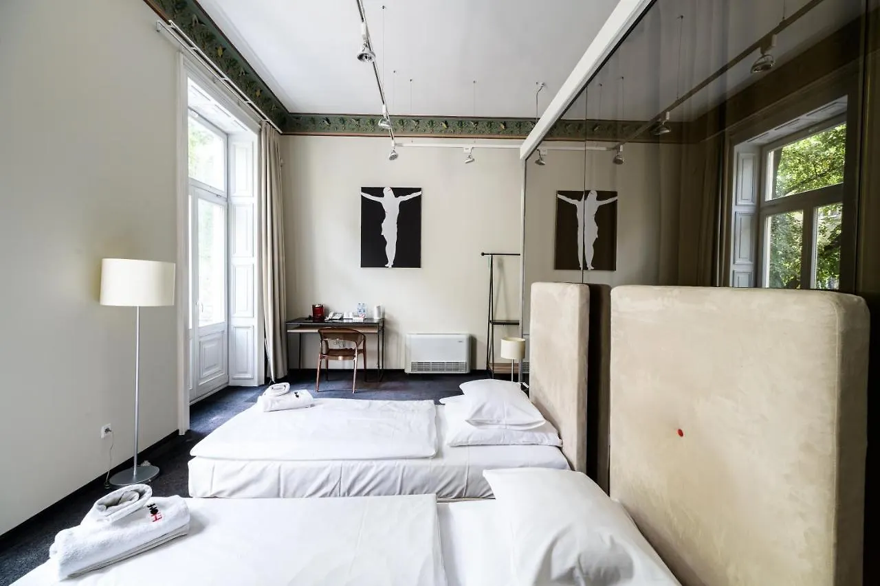 ****  Home Aparthotel Cracovia Polonia