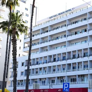 επισκεφθείτε το ξενοδοχείο